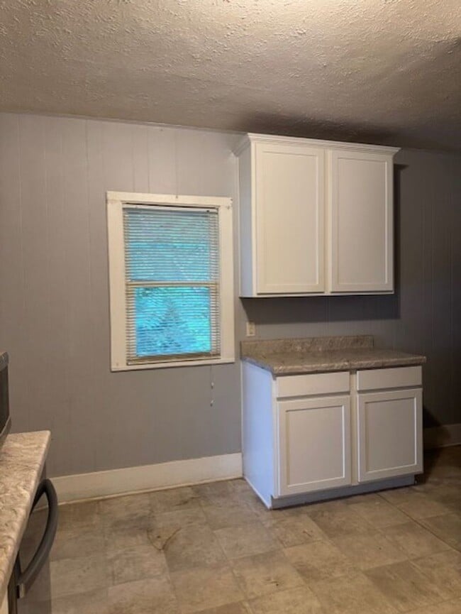 Photo - Charming 3-Bedroom House!