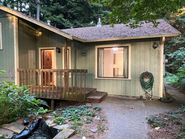 Photo - Pet-Friendly AMAZING Home Close To Town, Yet Private And Peaceful!