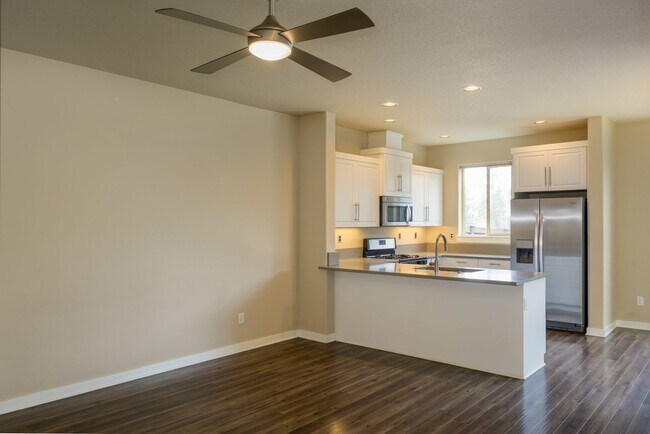 Photo - New listing! Modern, A/C, Washer & Dryer included!