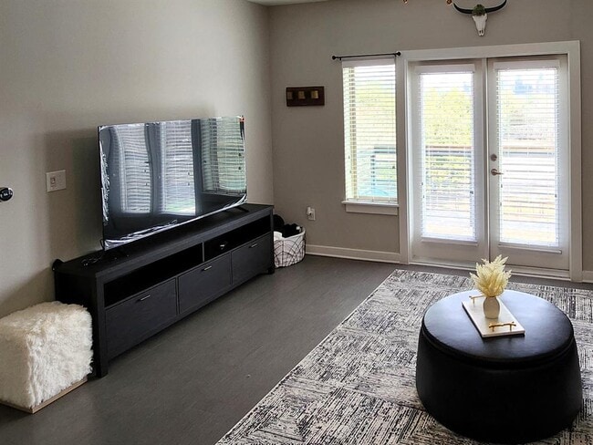 Photo - 2505 Thornton Rd Unit 2307