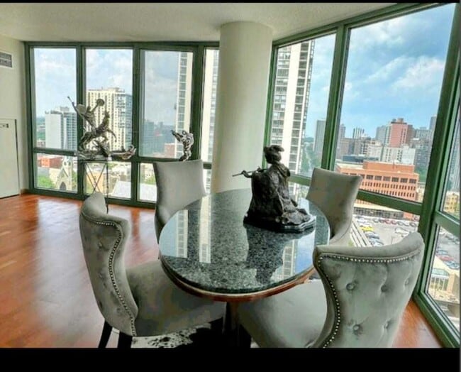 Photo - 111 W Maple St