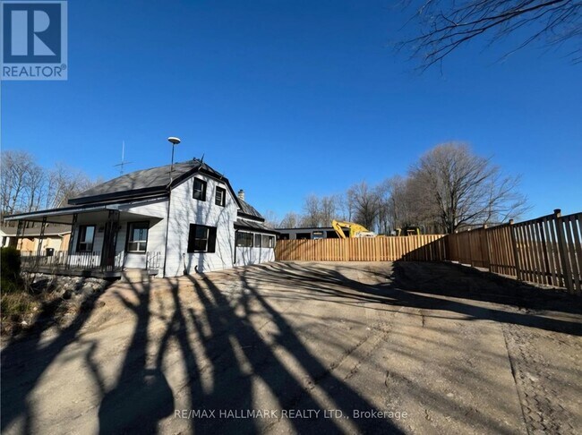 Photo - 16956 Simcoe County Rd 27