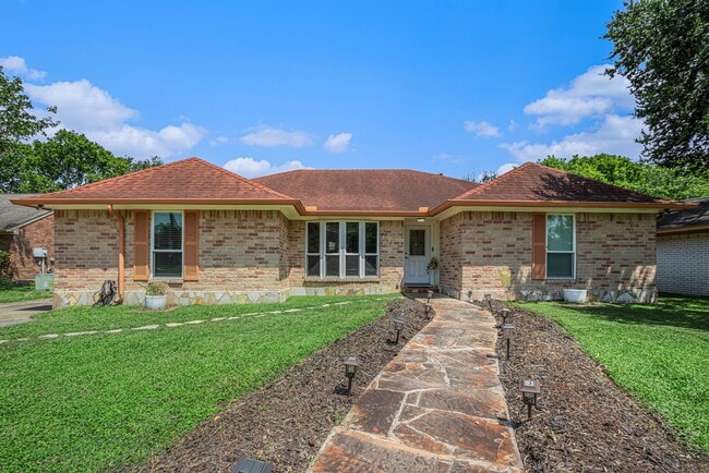 Building Photo - 5118 Whittier Oaks Dr Rental