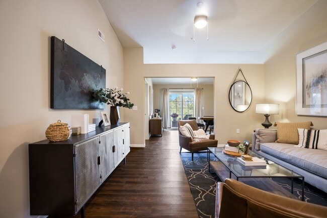 Elija el plano de planta que se adapte a sus necesidades - Redwood Perrysburg Woodmont Drive