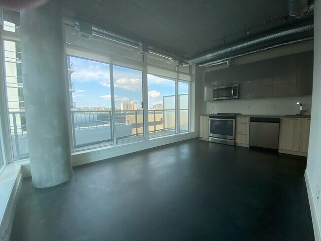 Photo - 624-628 8 Ave SE Unit 402