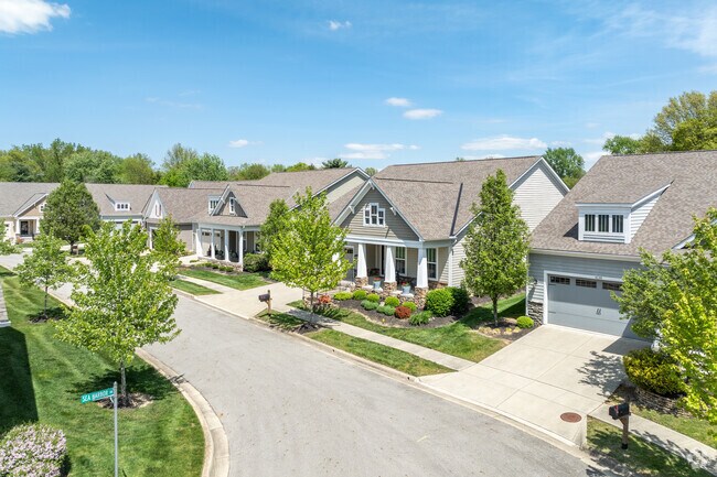 Photo - Mystic Pines Apartments