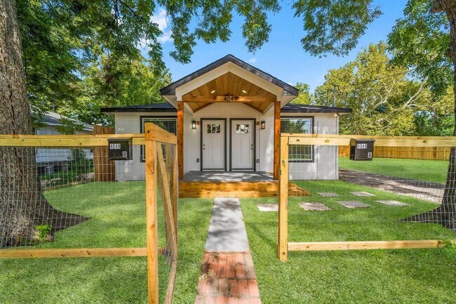 Photo - 4049 Lucille St Unidad A