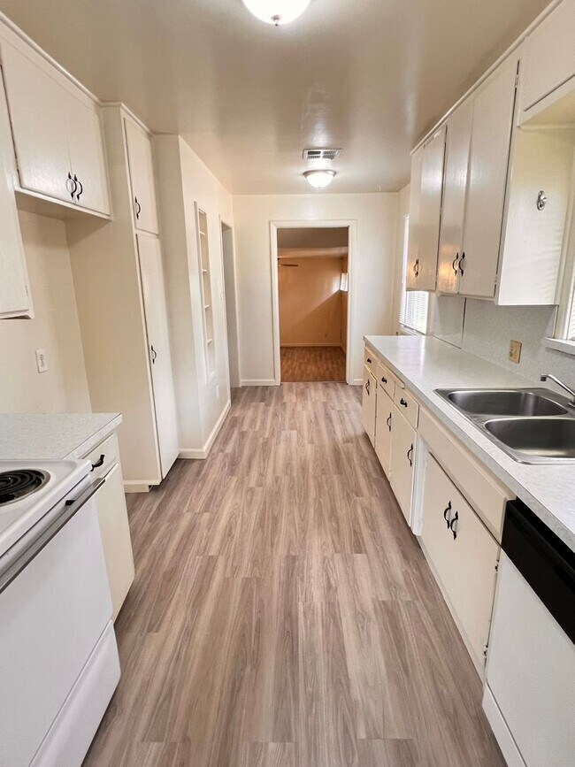 Photo - Central Bakersfield Home