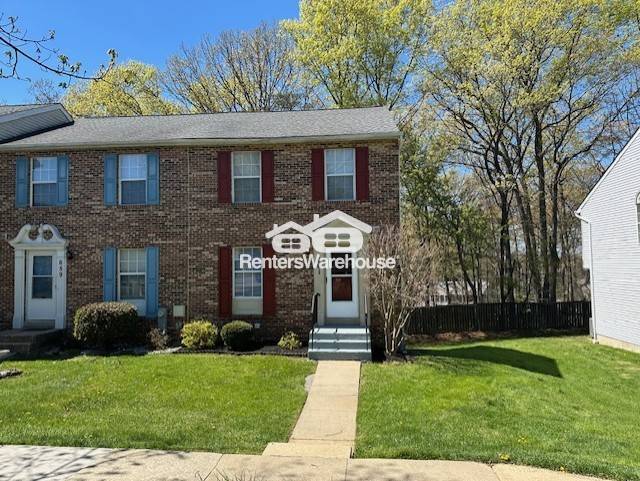 Building Photo - 661 Realm Ct W