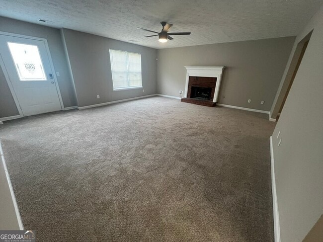 Photo - 70 Princeton Way