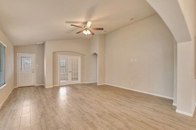 Photo - 388 Kendall Crest Dr