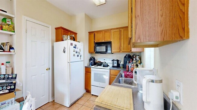 Photo - 301 Nimitz St