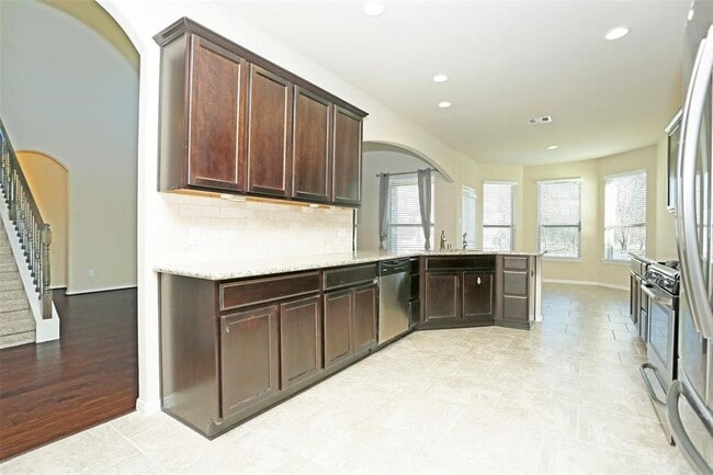 Photo - 9702 Massanutten Ln