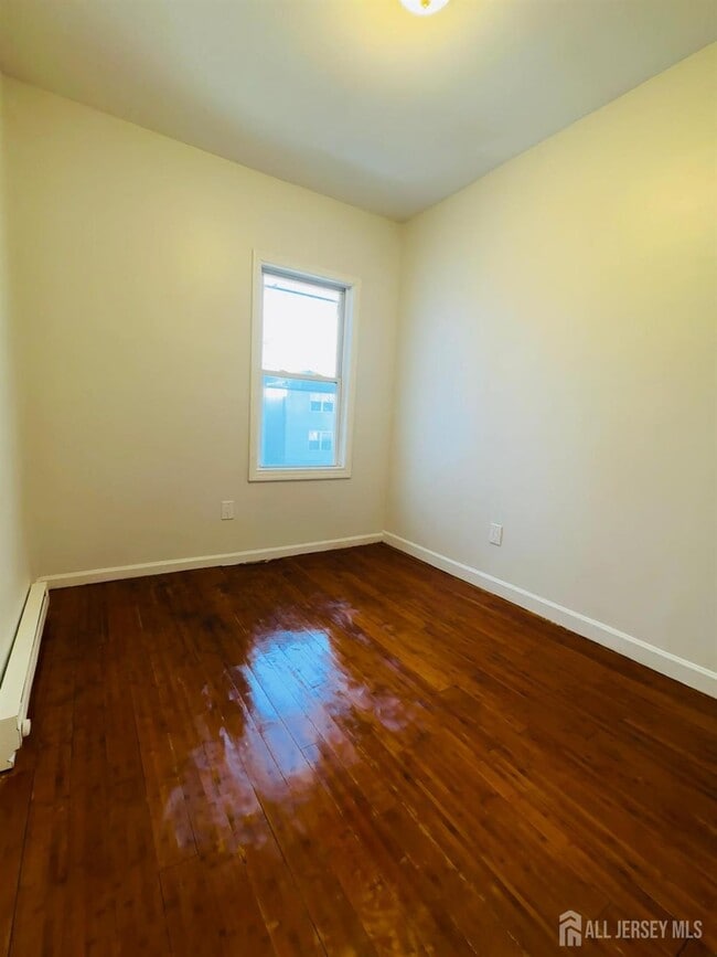 Photo - 489 S 17th St