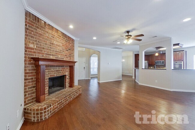 Photo - 1435 Red Wolf Dr