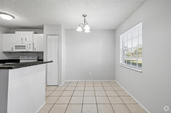 2BR, 1BA – 875SF - Dining Room