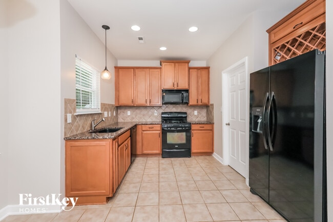 Photo - 4107 High Shoals Dr