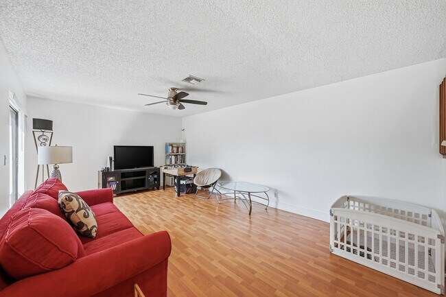 Photo - 2498 NW 99th Ave