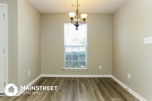 Photo - 1060 Overlook Dr