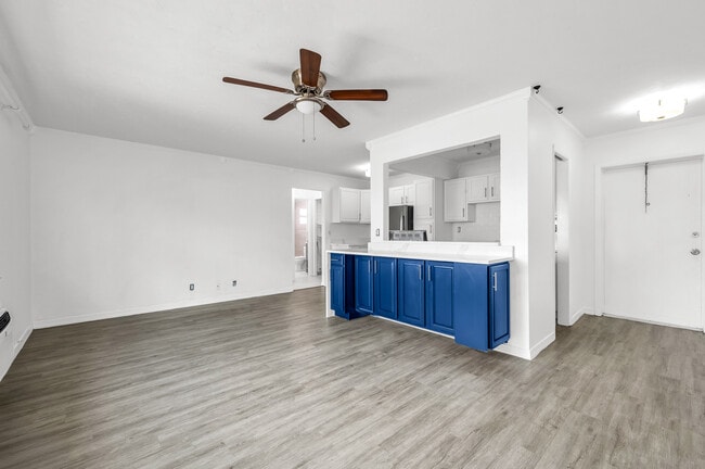 Building Photo - 616 Unit 13,  13 Rental