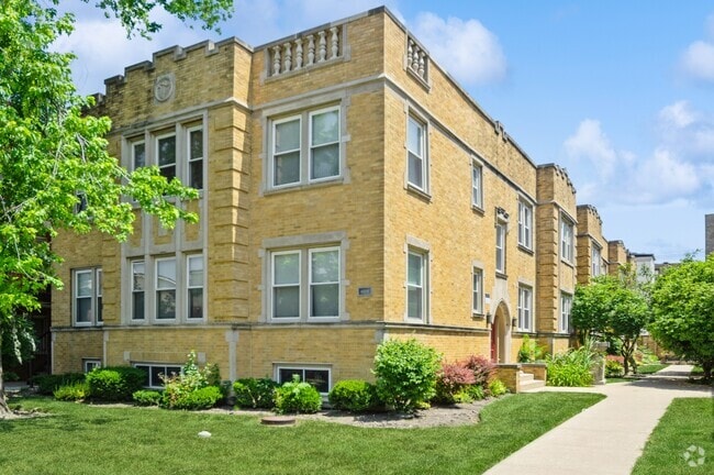 Building Photo - 4209 N Keystone Ave Unit GW Rental