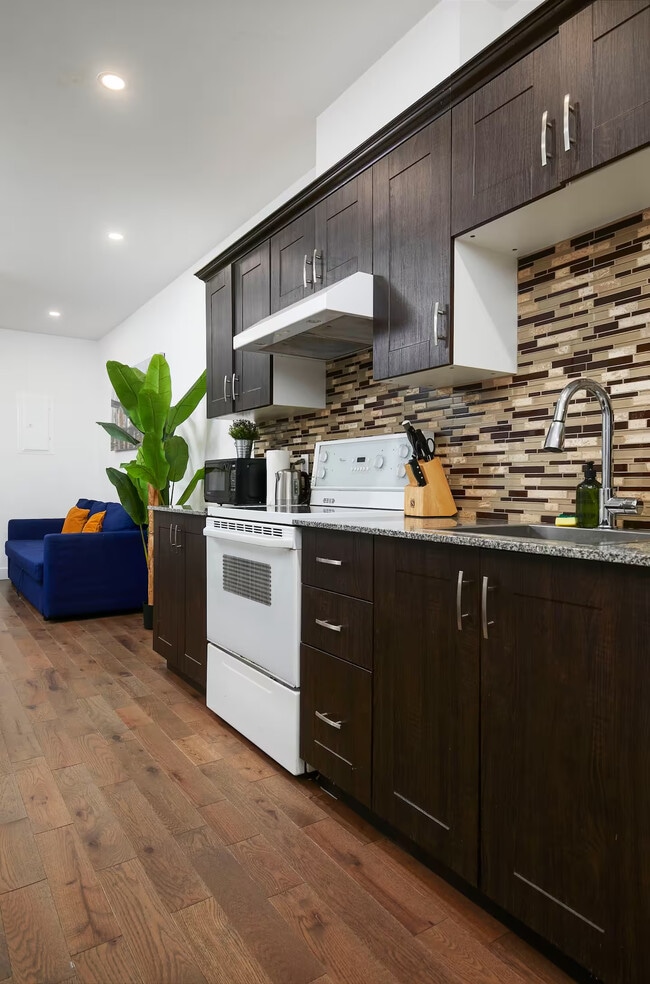 Photo - 3772 Rue De Bullion