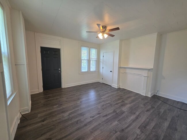 Photo - 1341 Herrod St