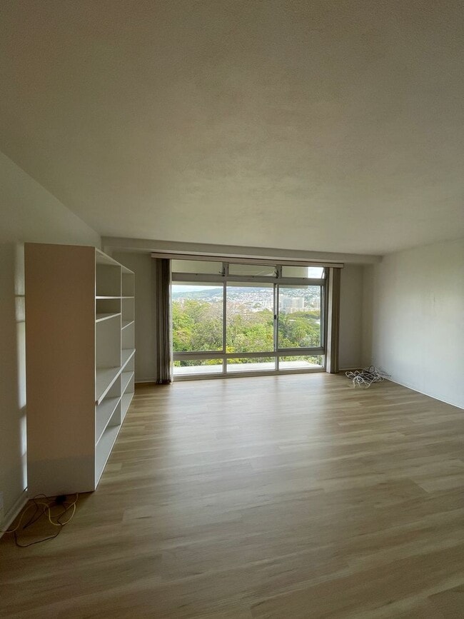 Photo - 11th Floor Condo with Downtown and Mountain Views. Unidad 1154