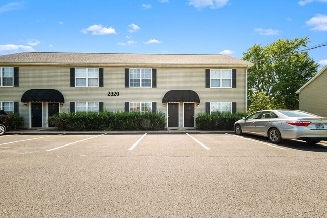 Photo - 2320 Willowbrook Dr