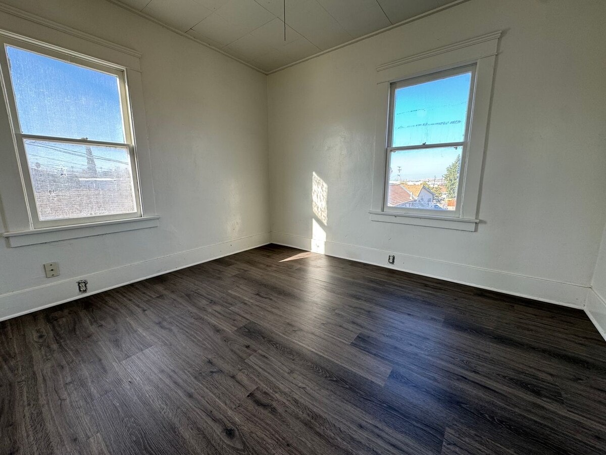 Photo - 319 San Emidio St Unit 319.5, B