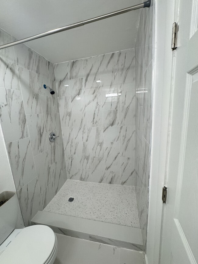 Photo - 216 S B St Unit A