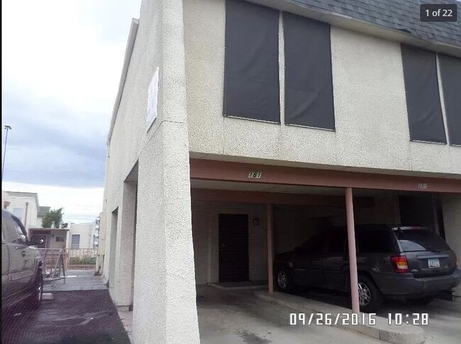 Photo - 1600 N Wilmot Rd Townhome