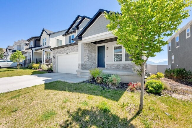 Photo - 106 N Midland Dr
