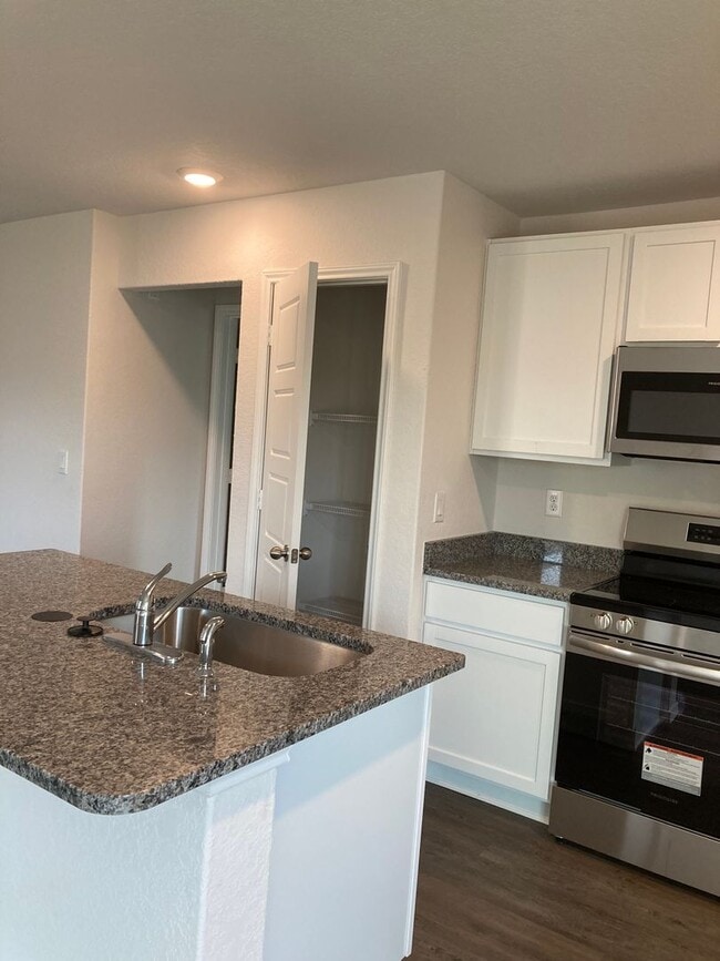 Photo - 3 Bedroom/2 Bathroom Lonesome Dove