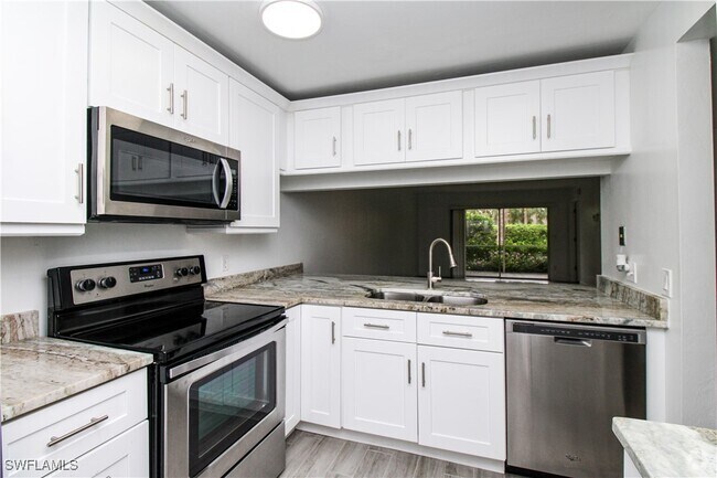 Building Photo - 2566 Kings Lake Blvd Unit 104 Rental