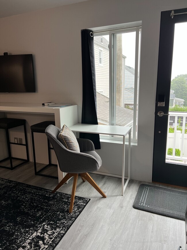 Photo - 12 Nutwold Ave Unit Silva Domus