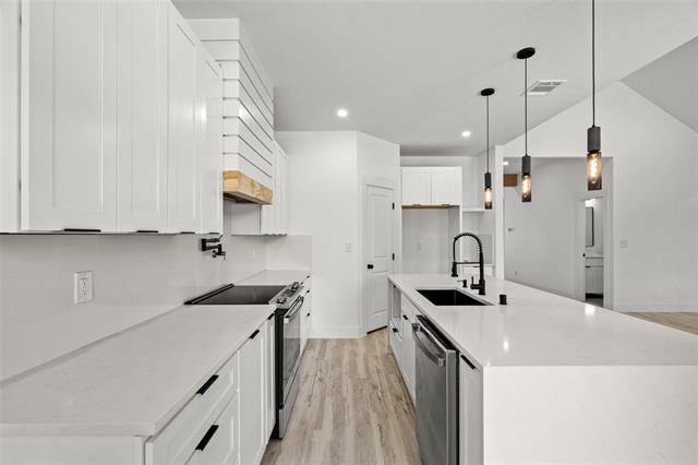 Photo - 1017 Cedarcrest Dr