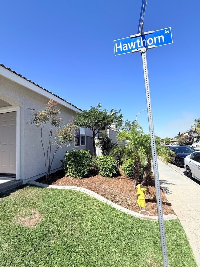 Photo - 13403 Hawthorn Ave