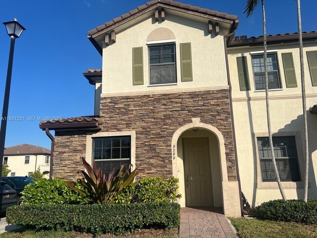 Building Photo - 9399 W 33rd Ln