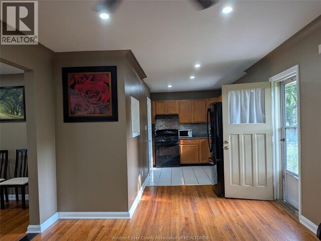 Photo - 3130 Academy Dr
