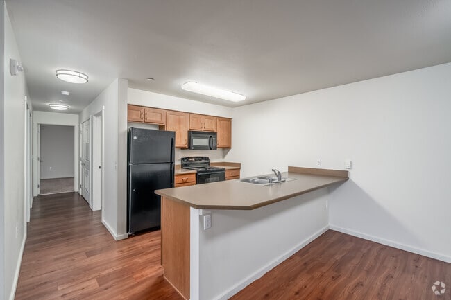 3BR, 2BA - 1,101SF - KItchen