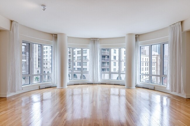 Photo - 2000 Drummond St Unit 401