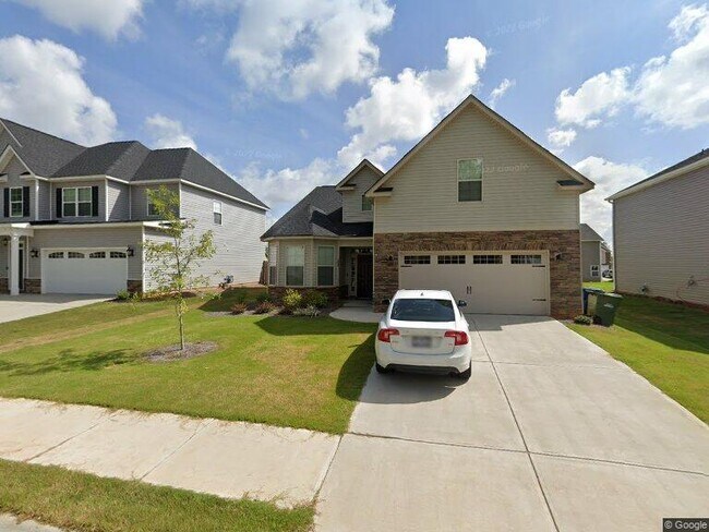 Photo - 209 Milford Pines Dr House
