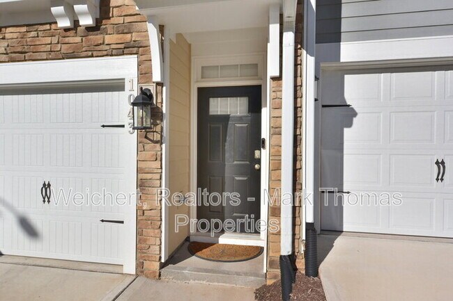 Photo - 1043 Manorhaven Dr