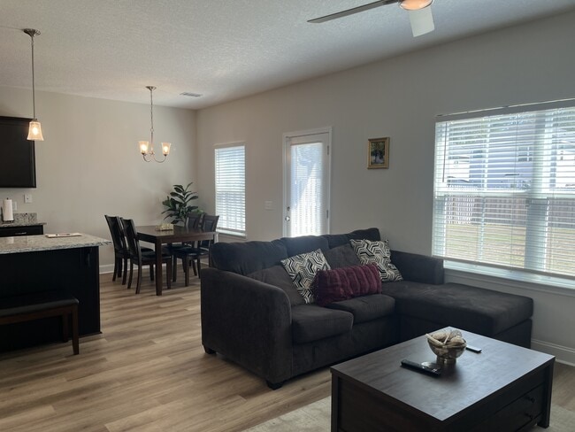 Photo - 1026 Grayson Ave