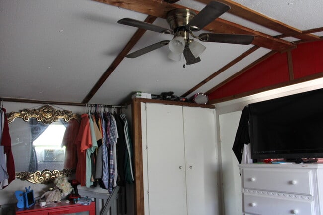 Photo - 3851 Spiker Ln