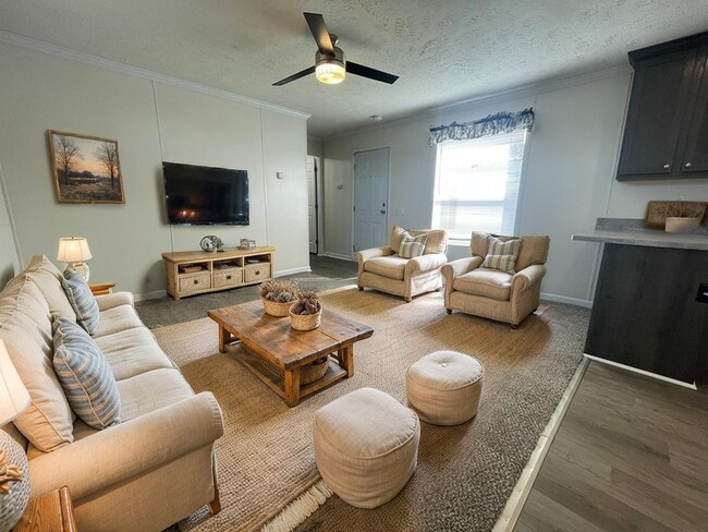 Building Photo - 15386 Danseur Dr Rental