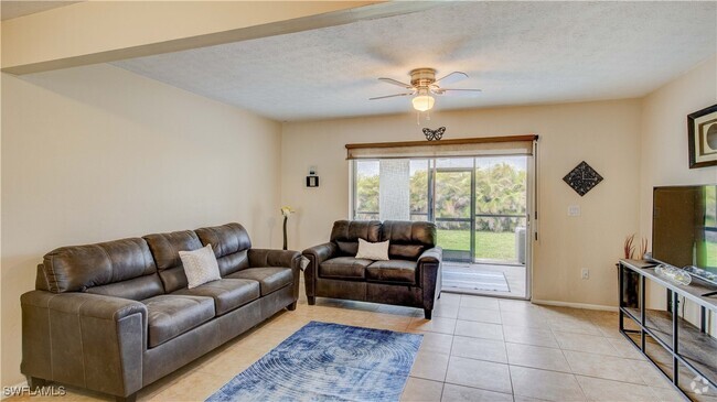 Building Photo - 4514 SW 8th Pl Rental