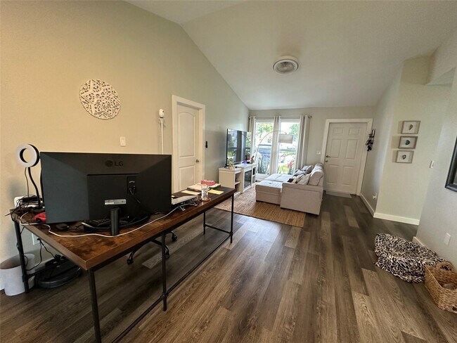 Photo - 8395 Garden Gate Pl