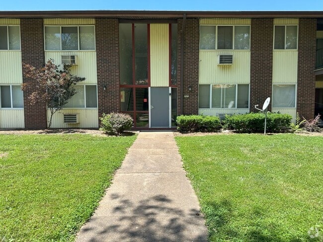 Building Photo - 7571 Hazelcrest Dr Rental